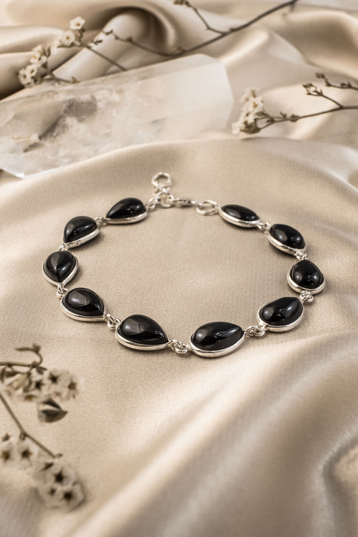 Sivalya Black Onyx Silver Bracelet - Dew Drops