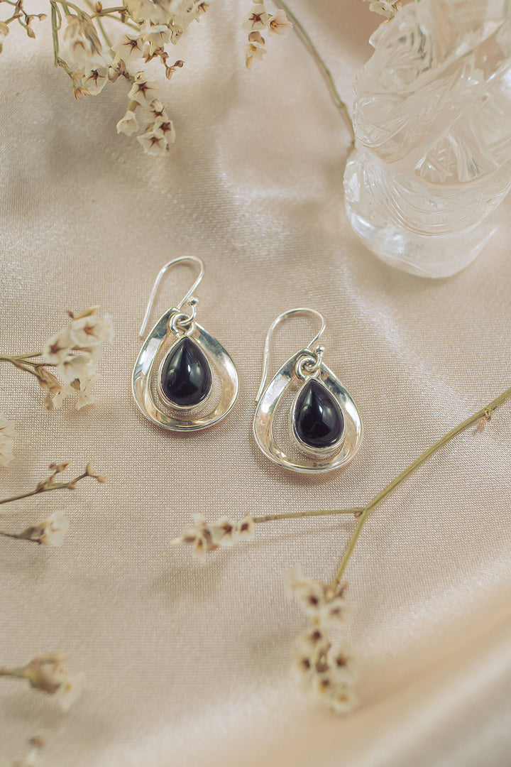 Sivalya Black Onyx Earrings Silver - Aura Drops