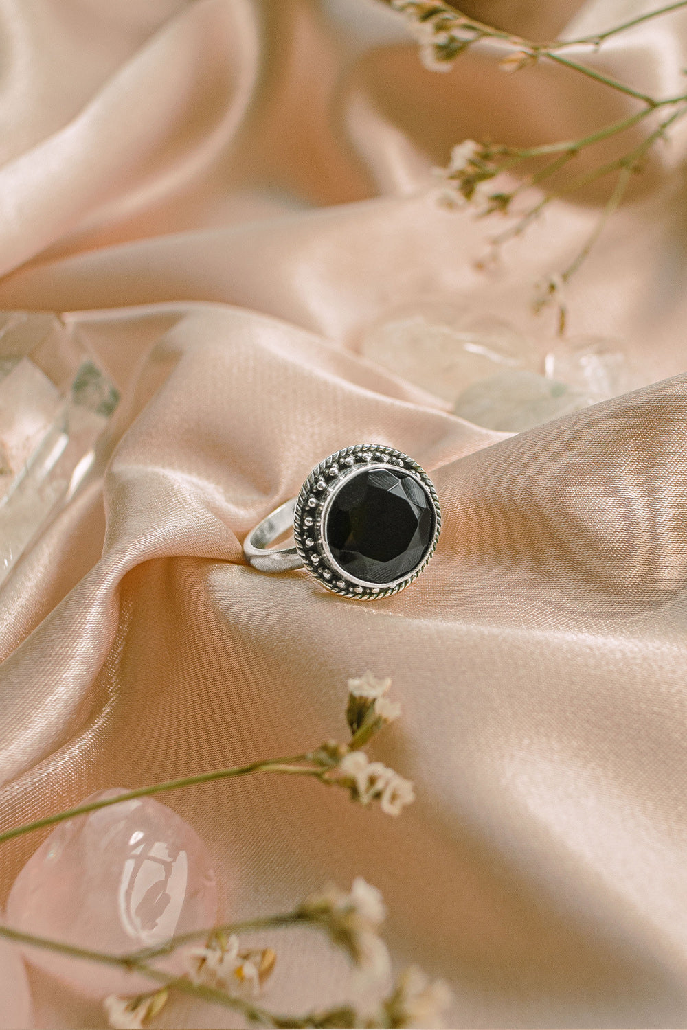 Sivalya Black Onyx Silver Ring - Aurora
