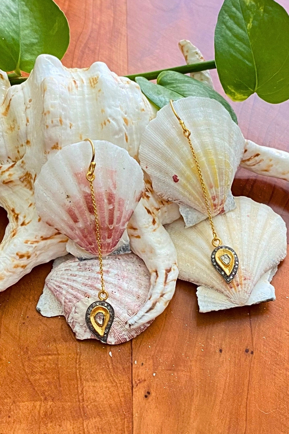 Paisley Diamonds and Gold Long Dangle Drop Earrings | Sivalya