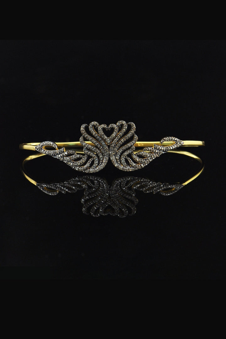 Enamored Heart Diamonds Palm Cuff Bracelet Gold | Sivalya