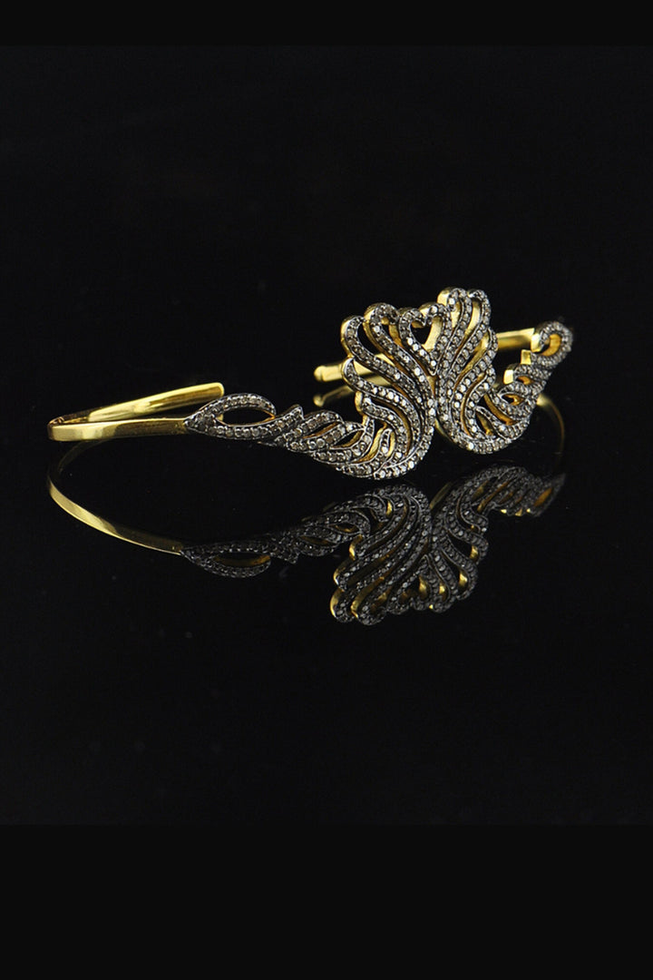Enamored Heart Diamonds Palm Cuff Bracelet Gold | Sivalya