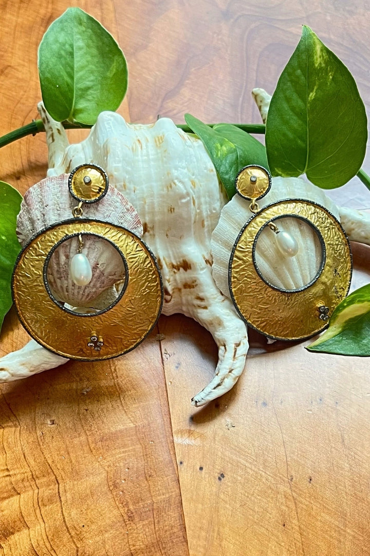 Golden Horizon Hoop Earrings with Pearls in Gold Vermeil | Sivalya