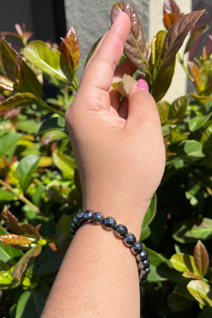 Sivalya Hematite Gemstone Beaded Bracelet