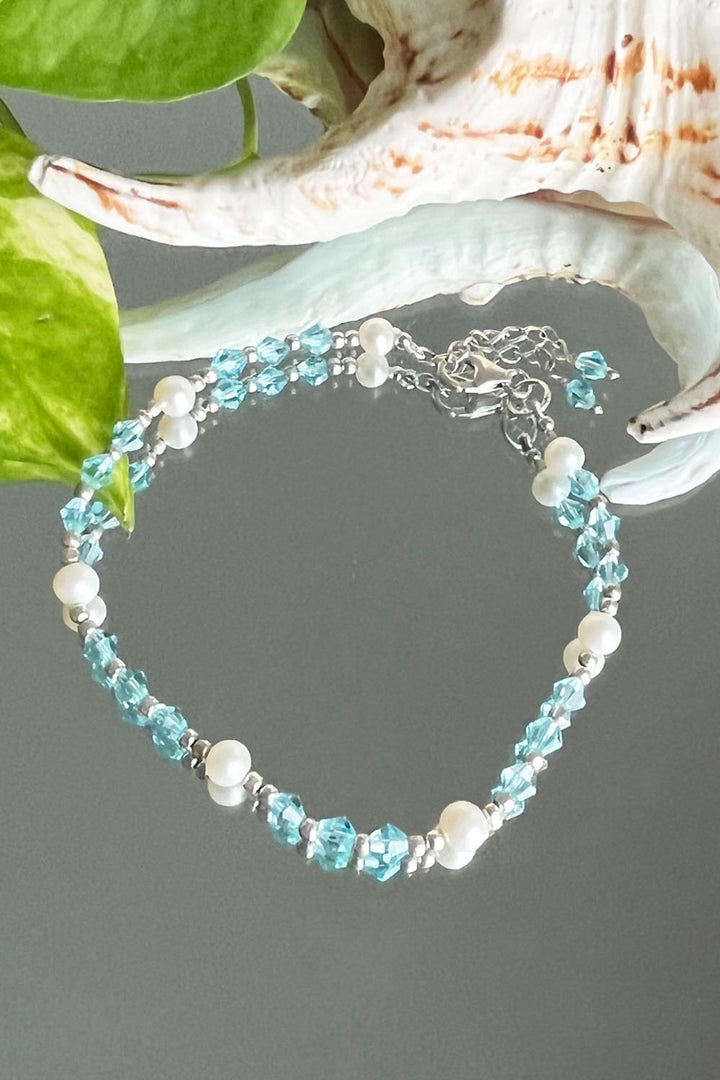 Sivalya Inspiration Pearls and Blue Crystals Bracelet