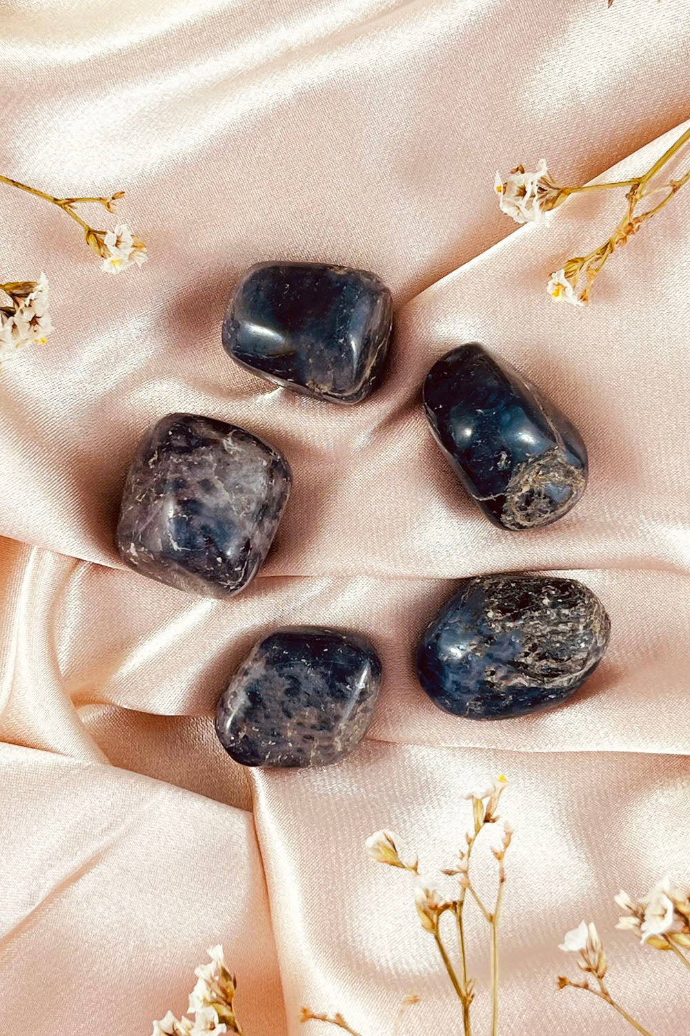 Iolite Tumbles