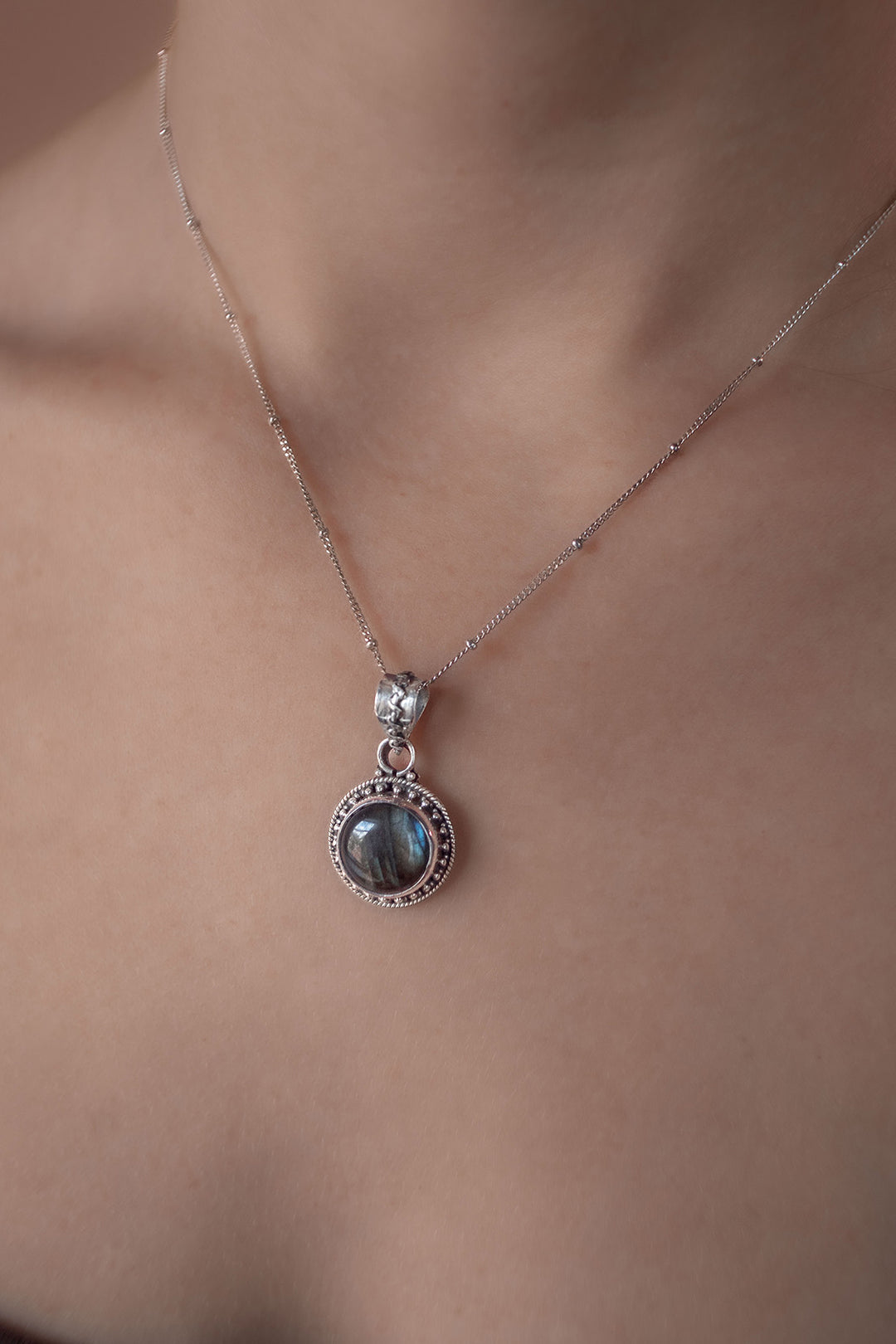 Sivalya Labradorite Silver Necklace and Earrings Jewelry Set - Aurora