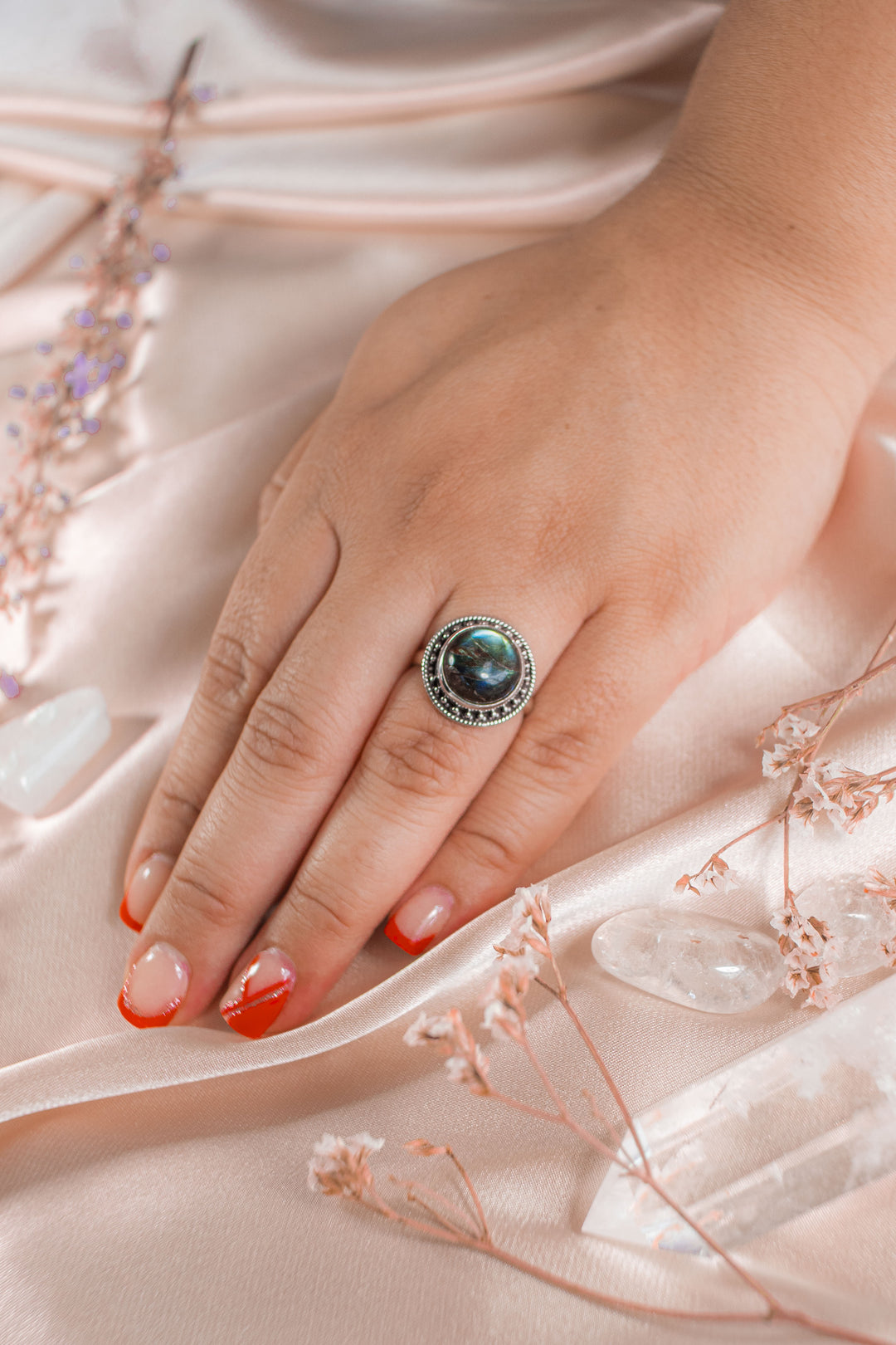 Sivalya Labradorite Silver Ring - Aurora