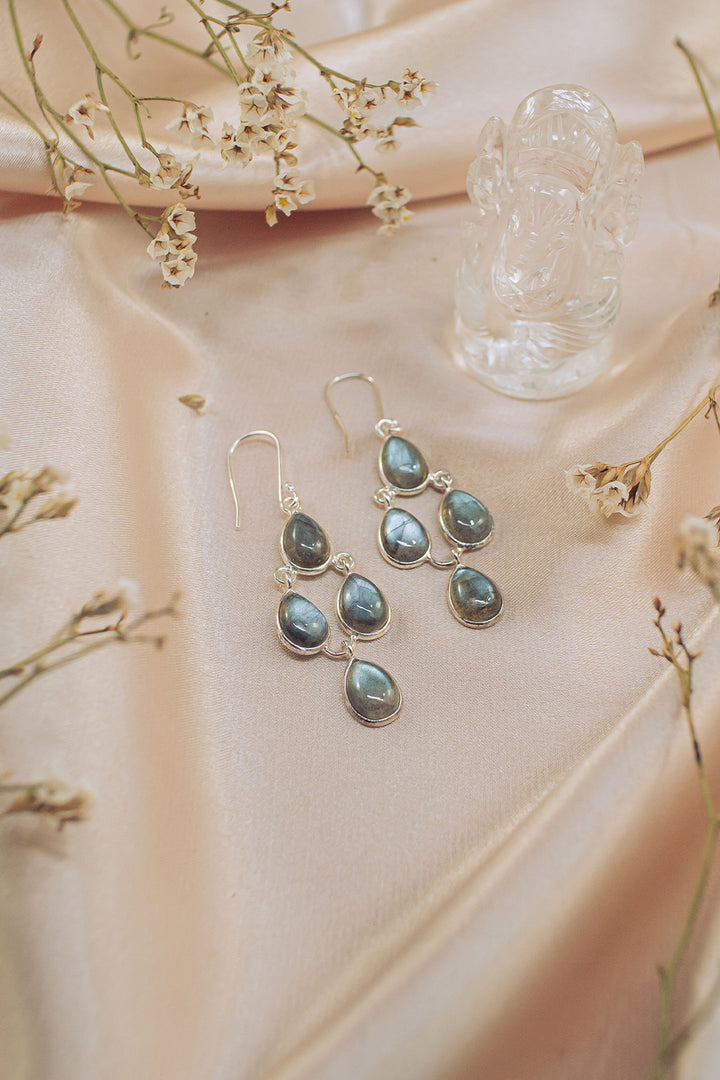 Sivalya Labradorite Dangle Earrings - Dew Drops