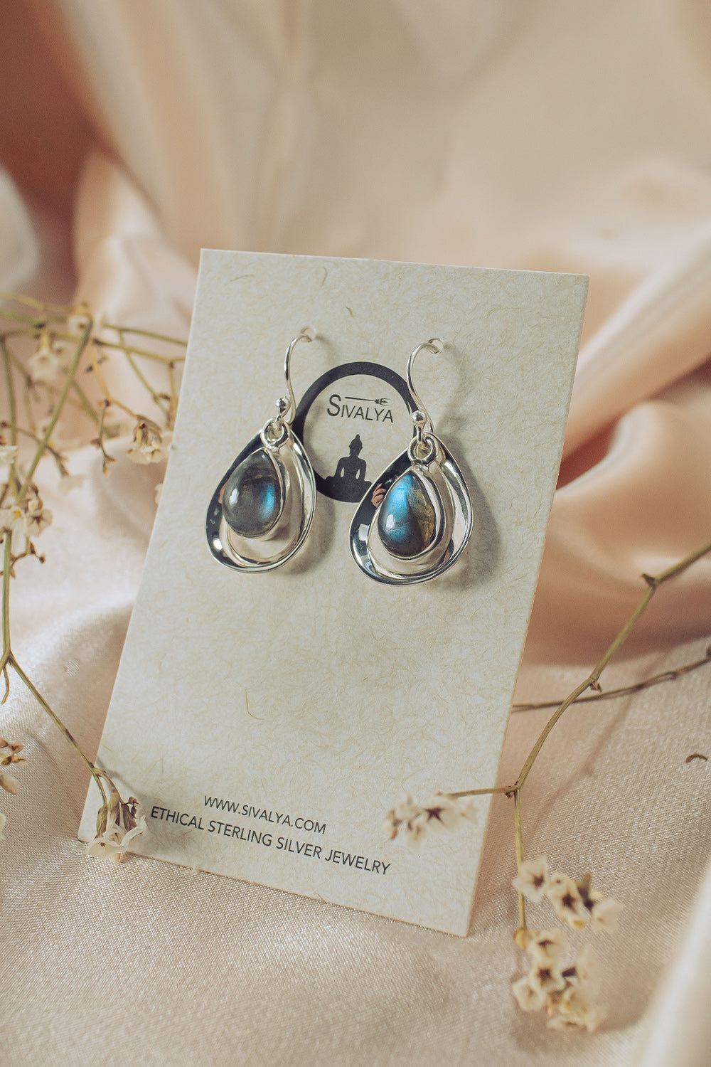 Sivalya Labradorite Earrings Silver - Aura Drops