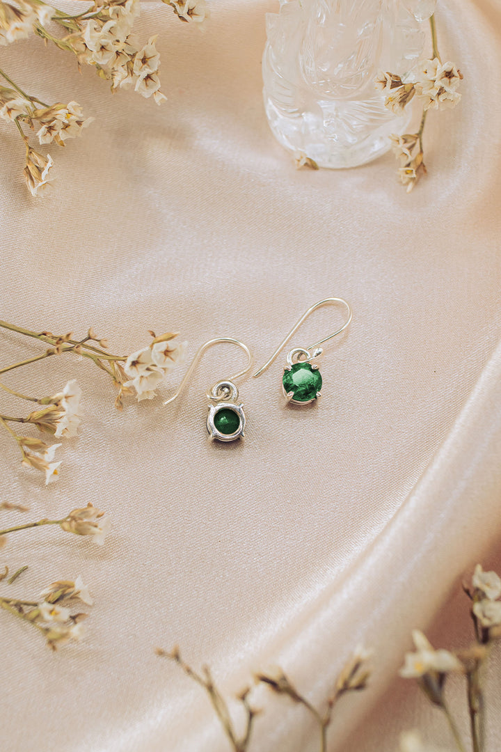 Sivalya Raw Emerald Earrings - Venus