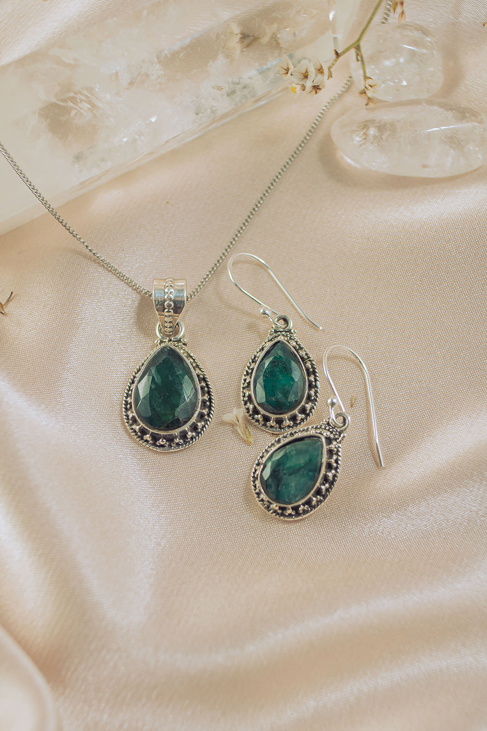 Sivalya Raw Emerald Necklace and Earrings Set Sterling Silver - Amalfi