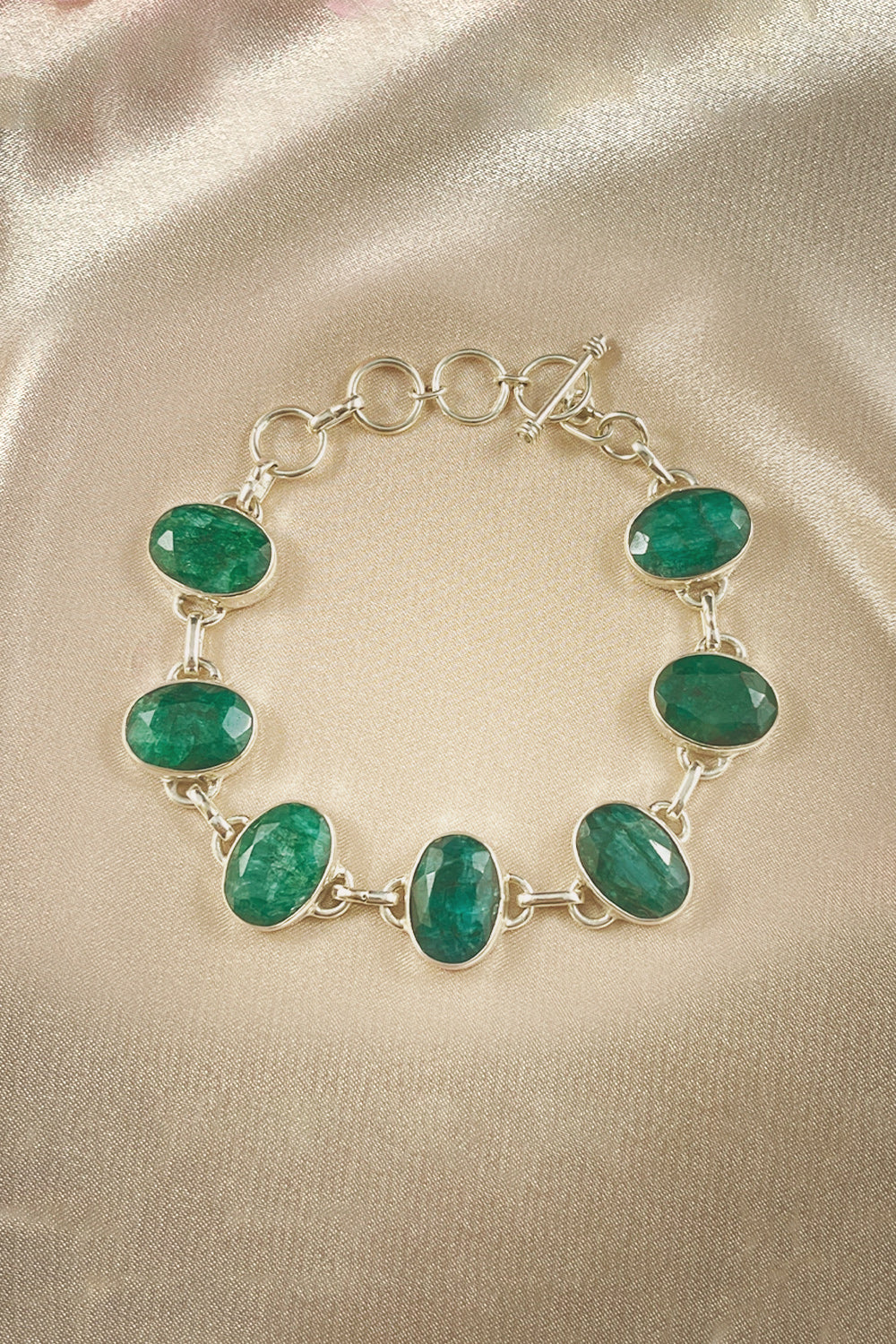 Sivalya Raw Emerald Silver Bracelet - Splendor