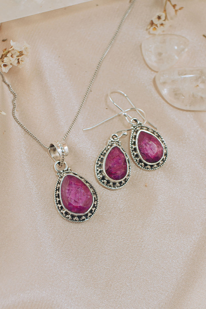 Sivalya Raw Ruby Necklace and Earrings Set Sterling Silver - Amalfi