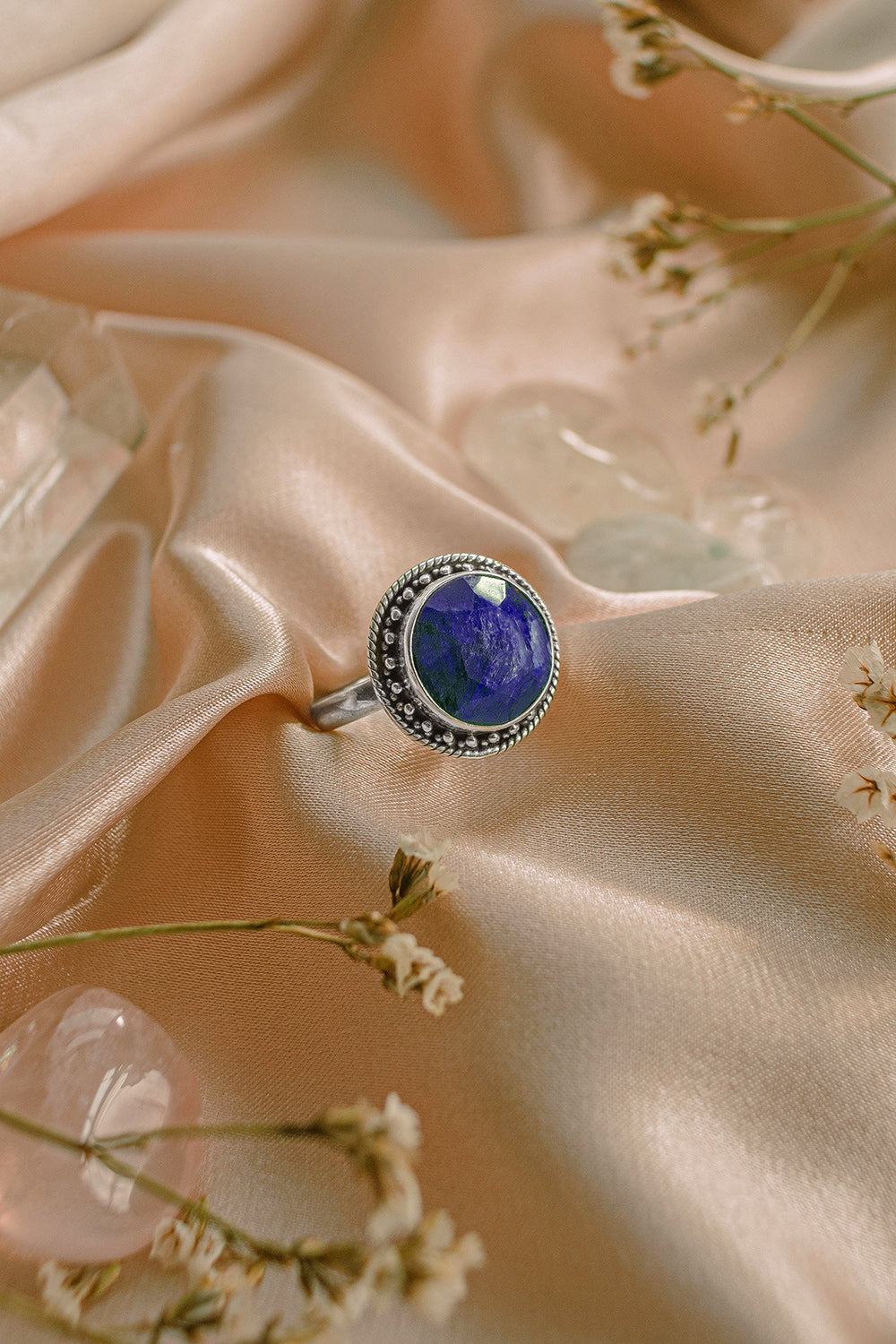 Sivalya Raw Sapphire Silver Ring - Aurora