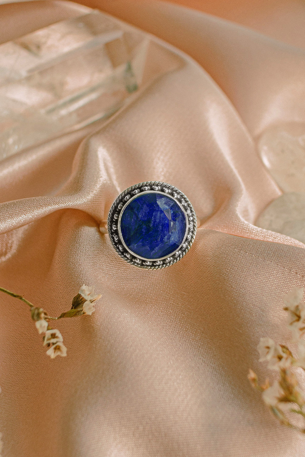 Sivalya Raw Sapphire Silver Ring - Aurora