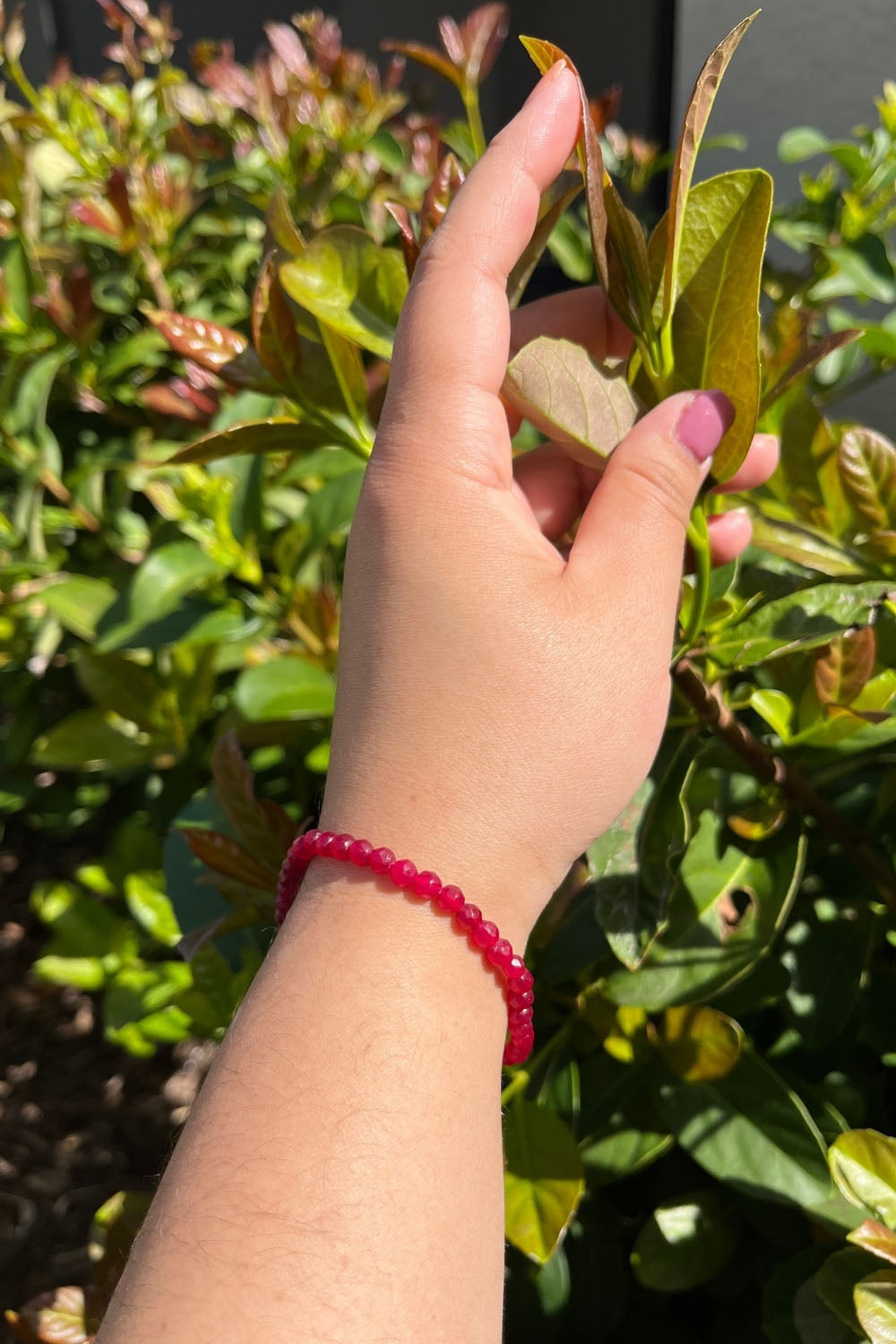 Sivalya Red Onyx Gemstone Beaded Bracelet