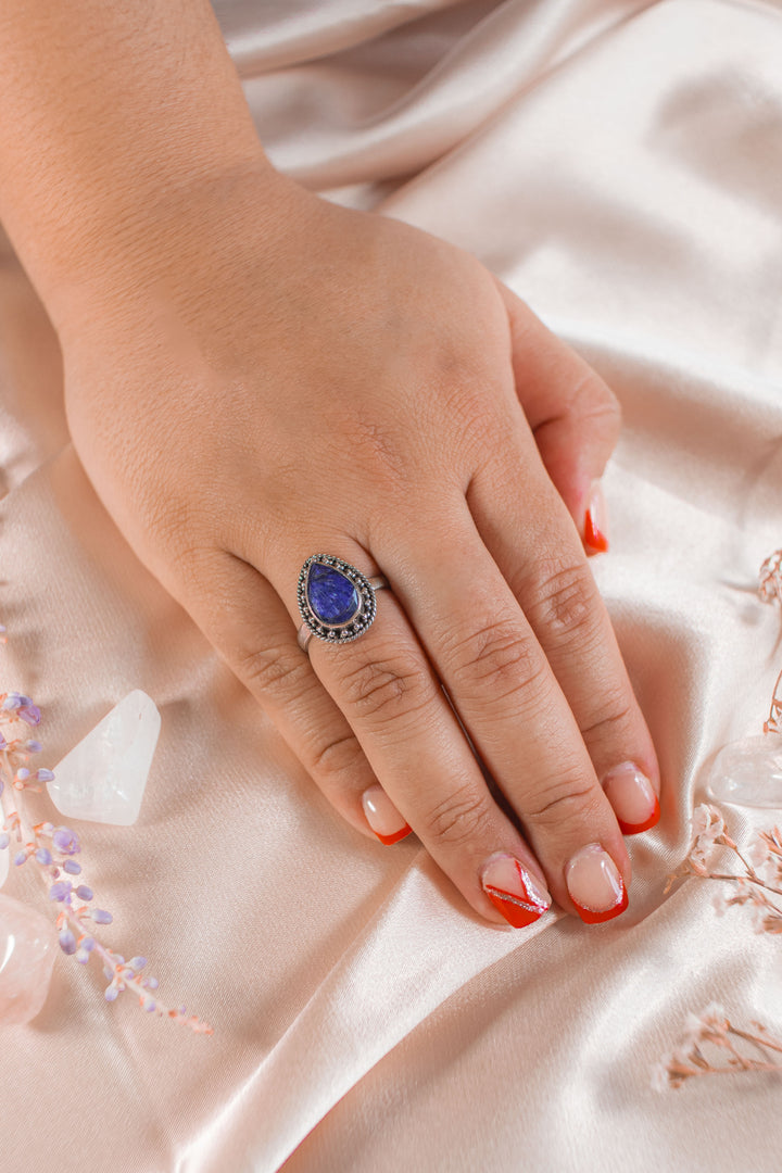 Sivalya Raw Sapphire Silver Ring - Amalfi