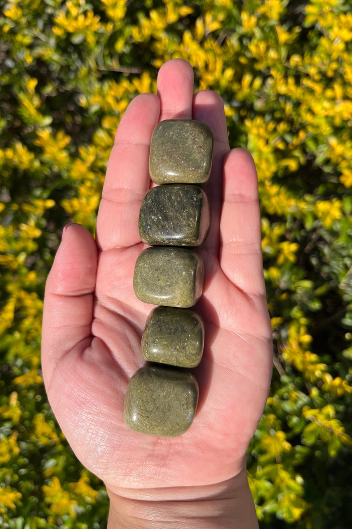 Serpentine Tumbles