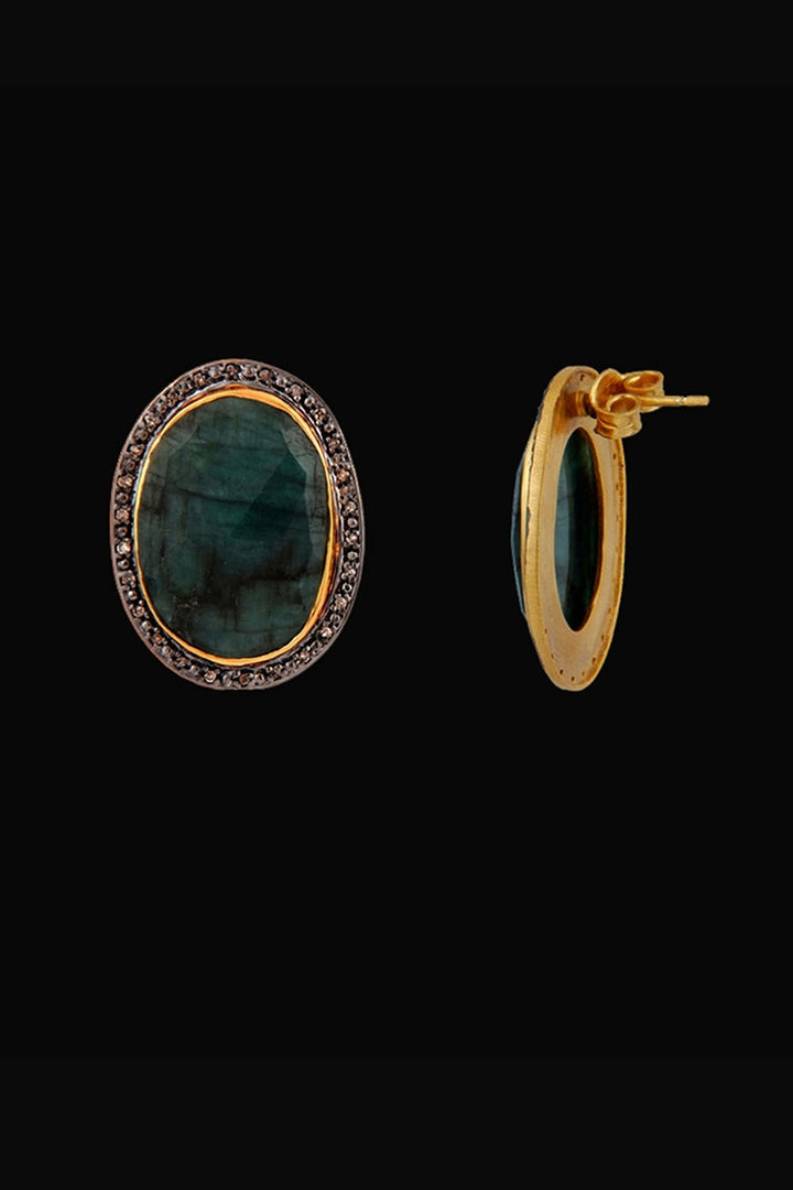 Divine Spark Emerald and Diamond Gold Stud Earrings | Sivalya