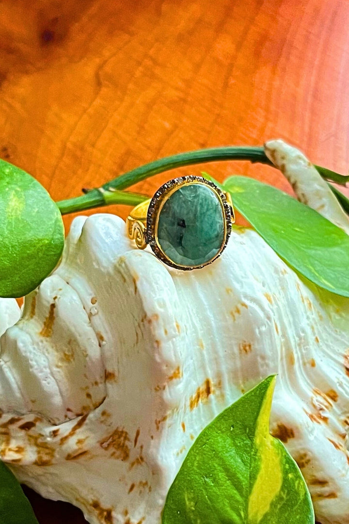 Natural Emerald and Diamonds Solitaire Ring Gold Size 7 | Sivalya