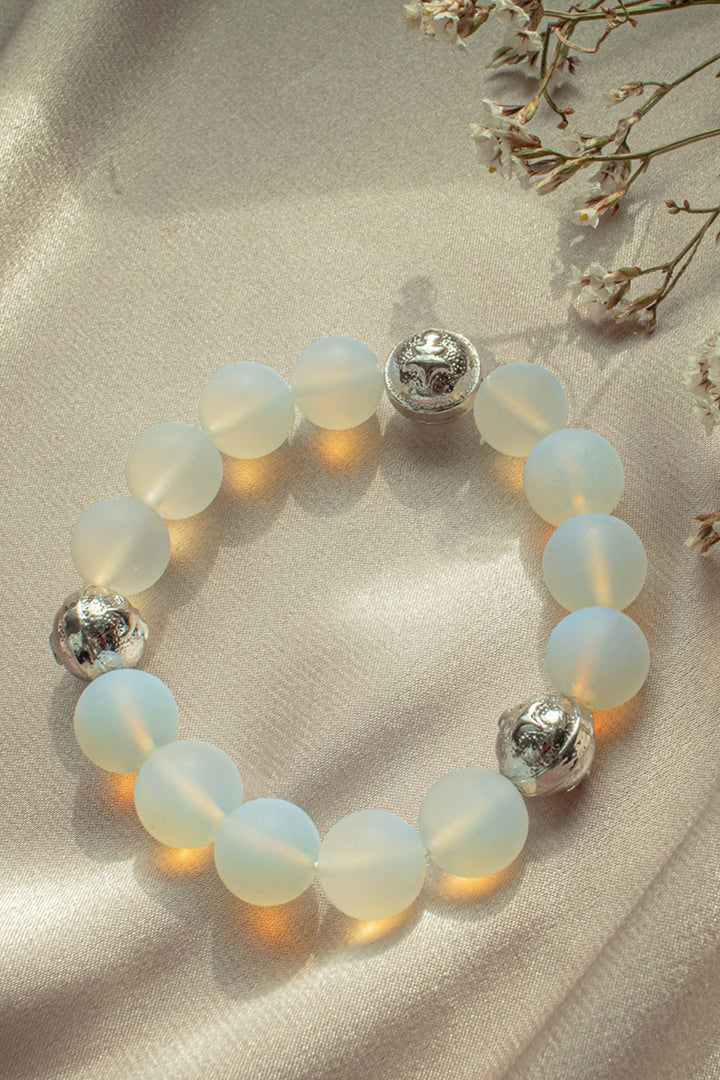 Sivalya Park Avenue White Jade Crystals Bracelet