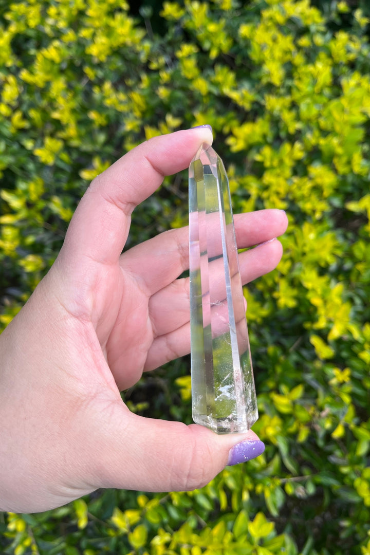 Optical Clear Quartz Crystal Polished Tower