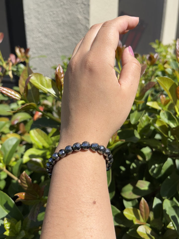 Sivalya Hematite Gemstone Beaded Bracelet