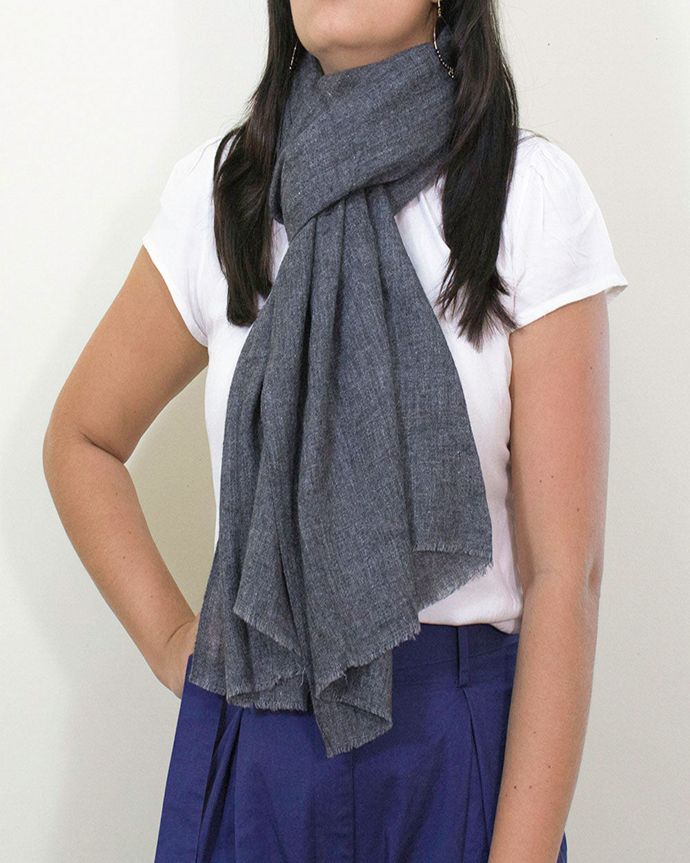 Fine Cashmere Scarf - Dark Gray