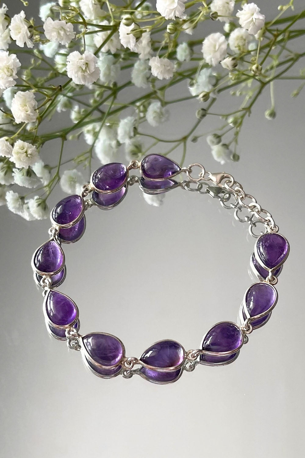 Sivalya Amethyst Silver Bracelet - Dew Drops