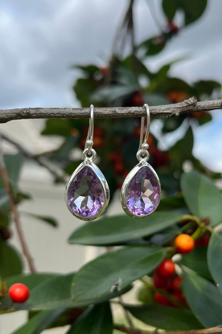 Sivalya Amethyst Silver Earrings- Bliss