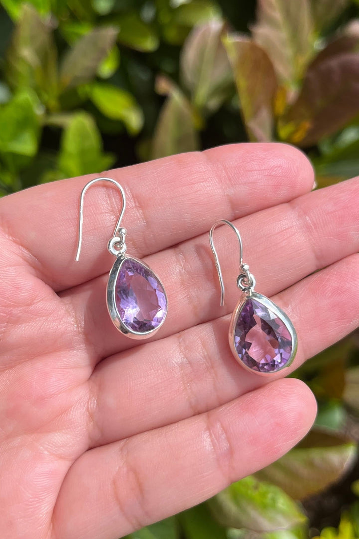 Sivalya Amethyst Silver Earrings- Bliss