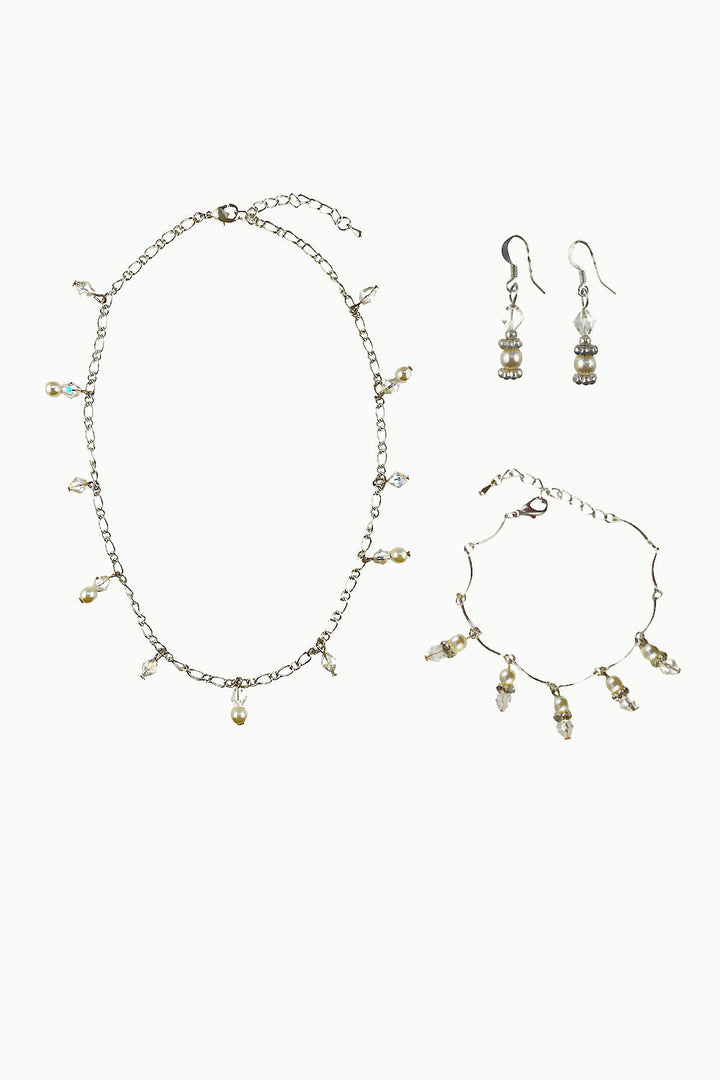Avery Pearl Necklace and Earrings Set