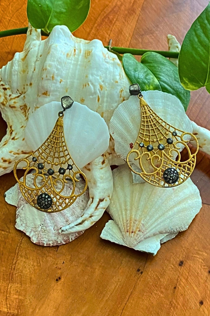 Golden Aura Filigree Earrings with Diamonds in Gold | Sivalya