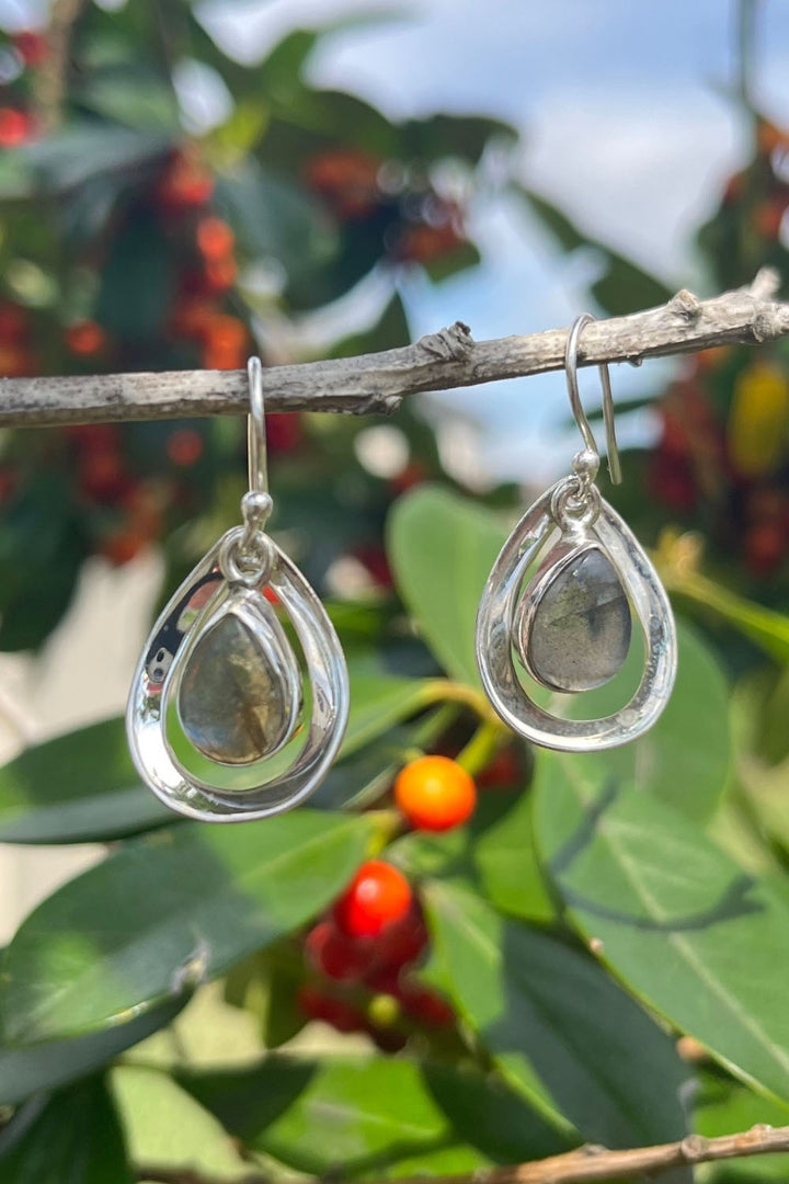 Sivalya Labradorite Earrings Silver - Aura Drops