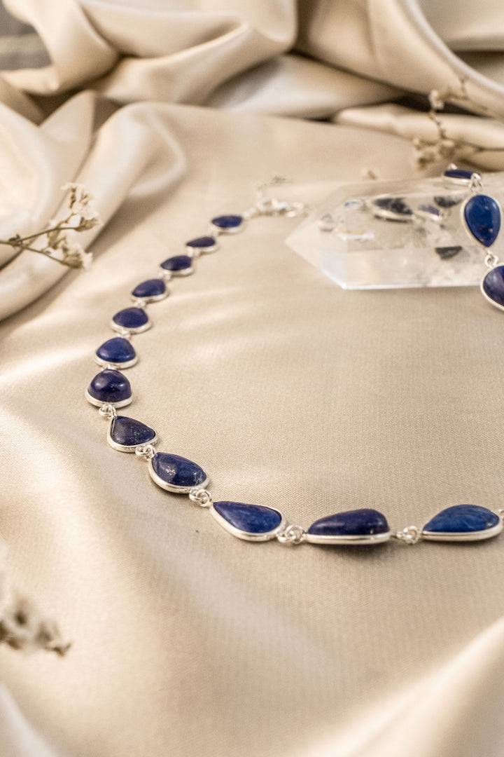 Sivalya Lapis Lazuli Silver Necklace - Dew Drops