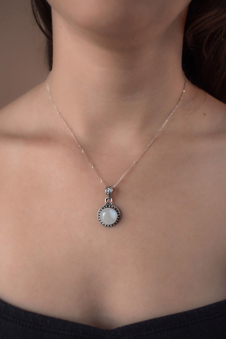 Sivalya Moonstone Silver Necklace and Earrings Jewelry Set - Aurora