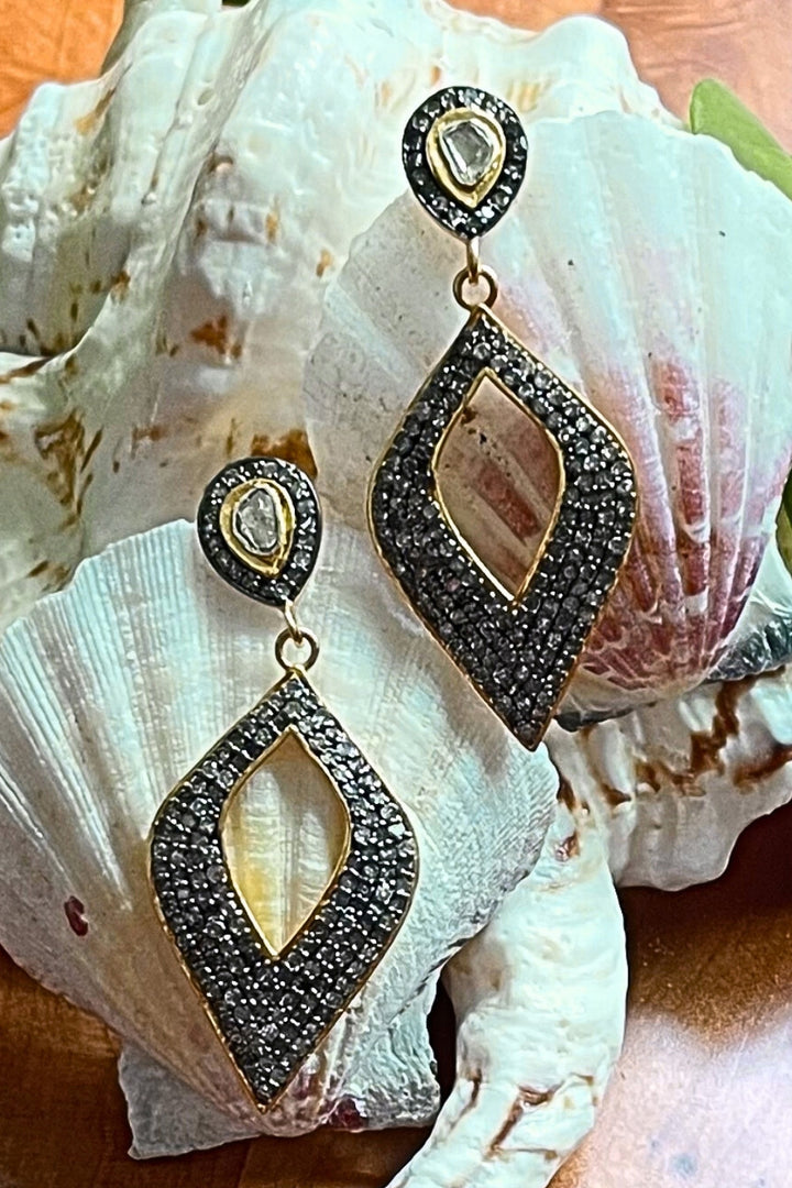 Mystic Elegance Pave Diamonds Earrings Gold | Sivalya