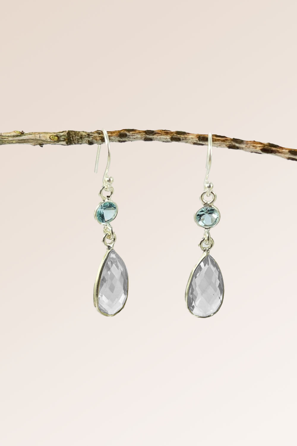 Sivalya Quartz Crystal Dangle Earrings - Twilight