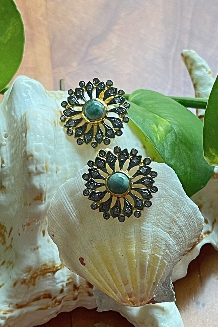 Blossoming Emerald and Diamond Flower Stud Earrings Gold | Sivalya