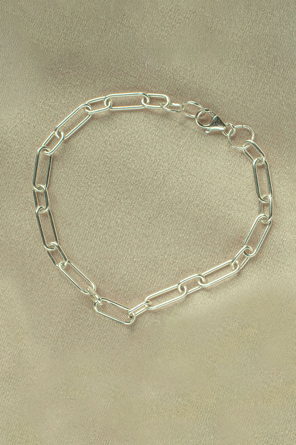 Arya Chain Bracelet