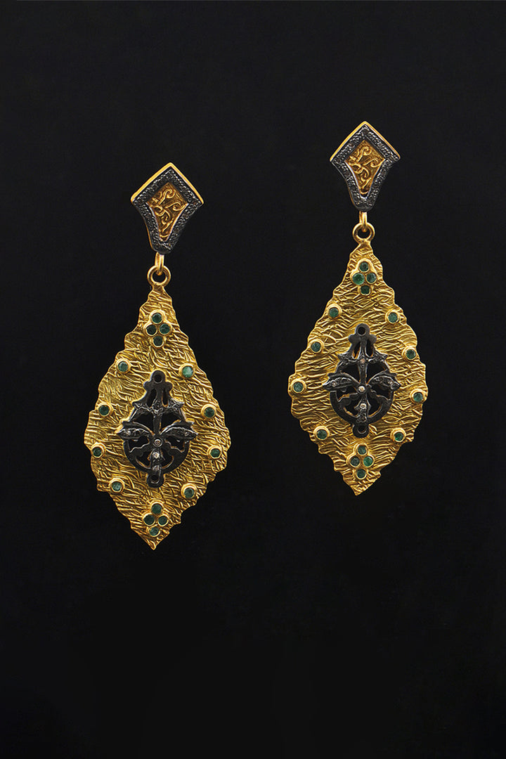 Sweet Serenity Emerald and Diamonds Earrings Gold | Sivalya