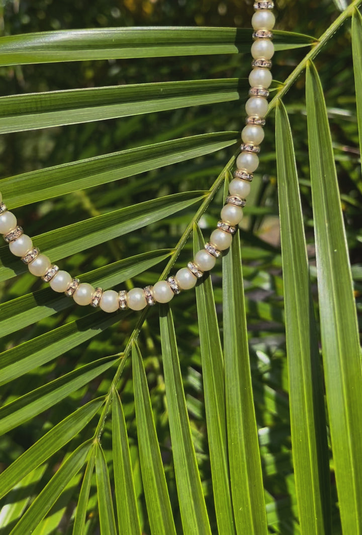 Sivalya Ivory Pearls and Zircon Necklace - Starlight